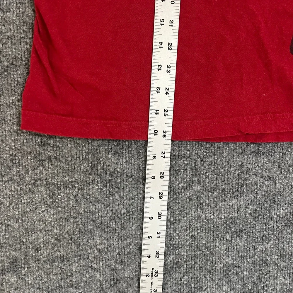 Guess T-Shirt Mens Size M Red Graphic Los Angeles 1981 Expedition Crew Neck Tee - Picture 4 of 7